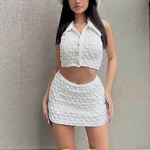White Textured Sleeveless Crop Top & Mini Skirt Two-Piece Set Size S
